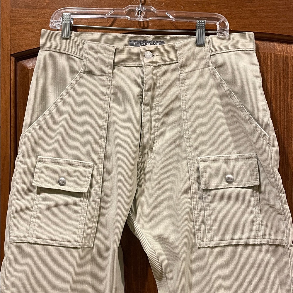 VTG Levis Silver Tab 90’s Men Loose Wide Leg Utility Tan Corduroy Pant NWOT’s 34 - Picture 3 of 14